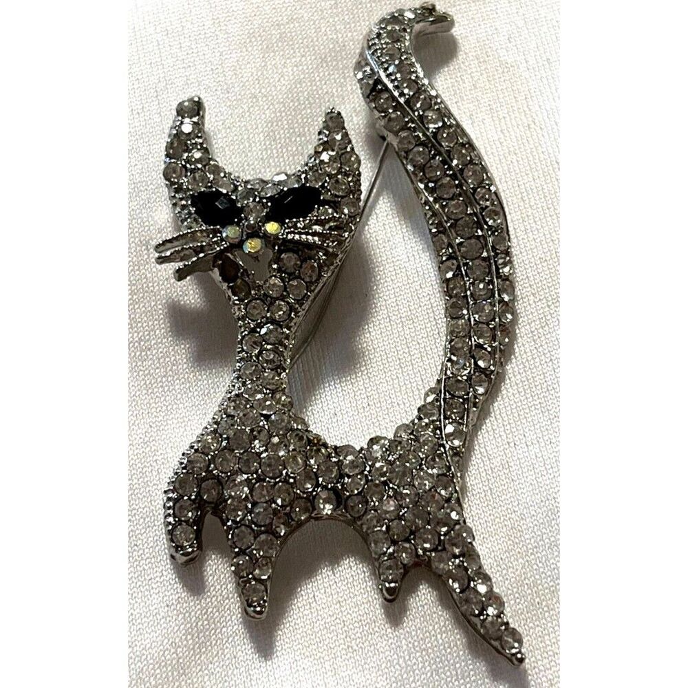 Vintage Silver Tone and Clear Rhinestones Black Eye 3 Inch Sassy Cat Brooch Pin